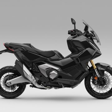 25YM Honda X-ADV