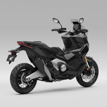 25YM Honda X-ADV