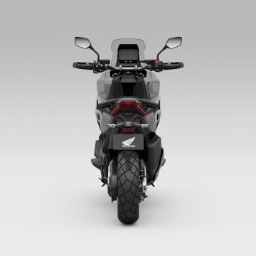 25YM Honda X-ADV