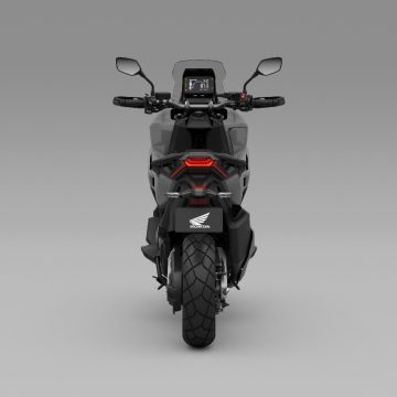 25YM Honda X-ADV