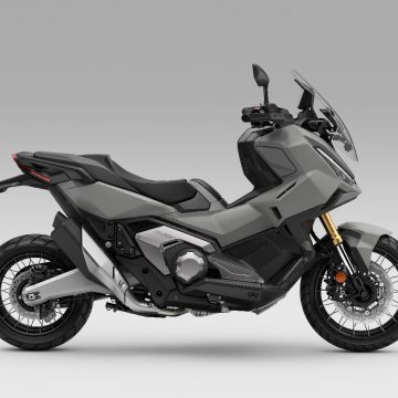 25YM Honda X-ADV