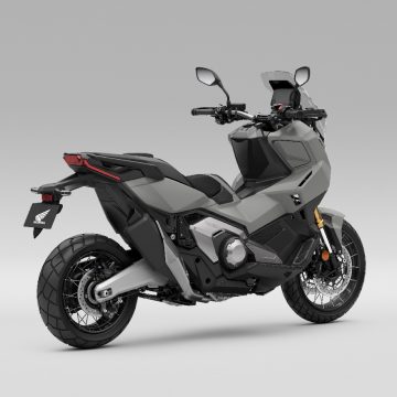 25YM Honda X-ADV