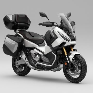 25YM Honda X-ADV